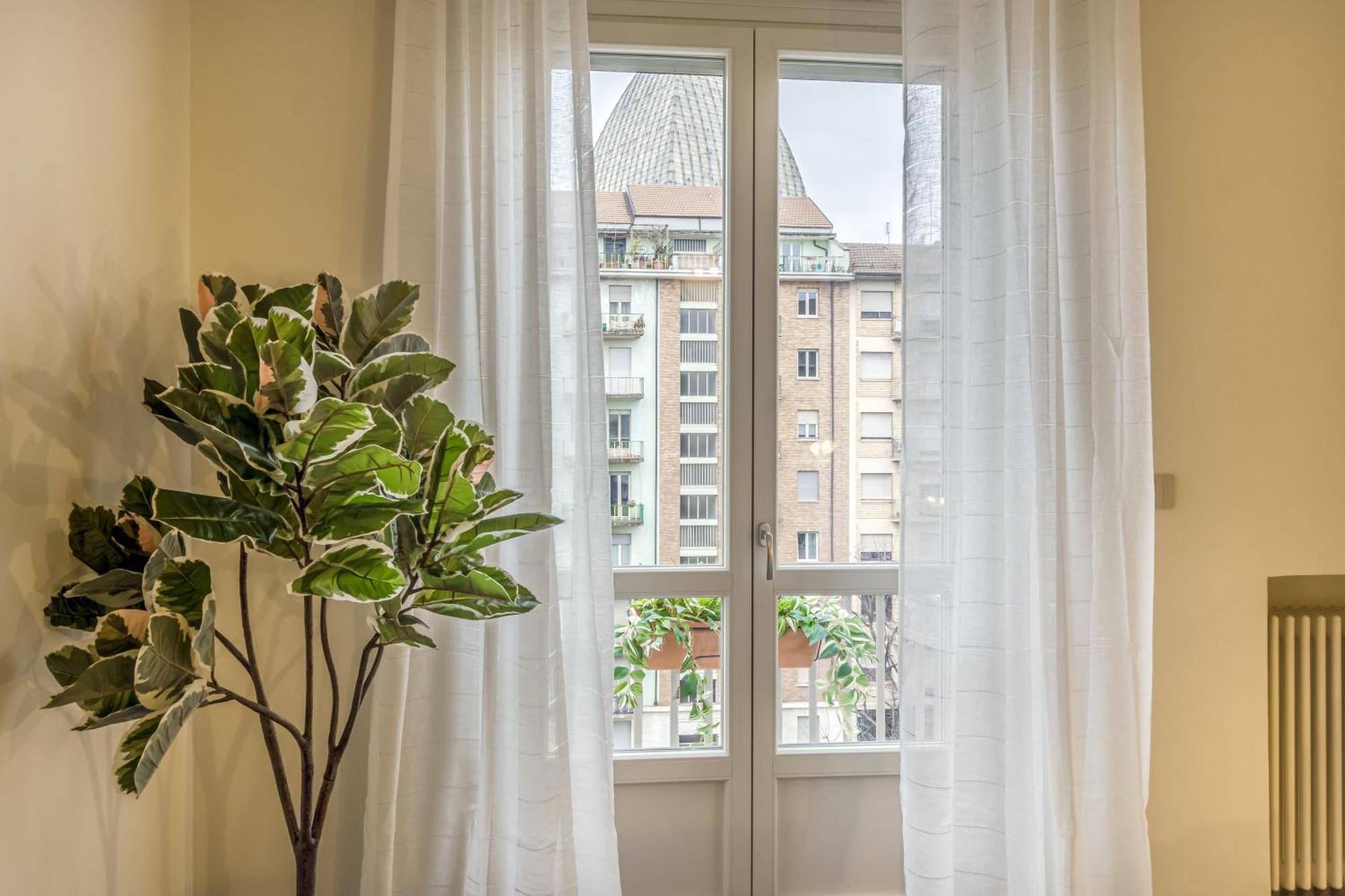 Appartamenti Vista Mole, Centro A 15 Min - Luxury Suites & Fast Wifi Turin Exteriör bild