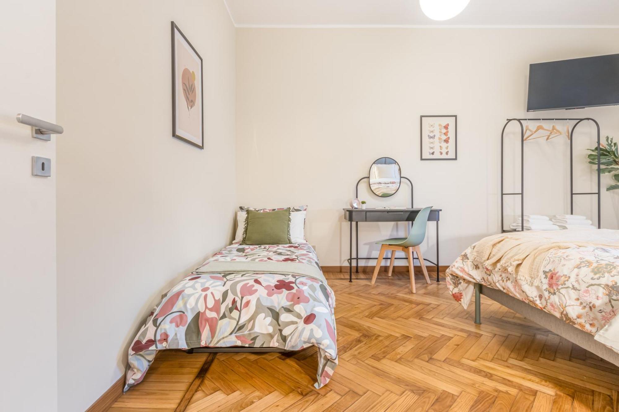 Appartamenti Vista Mole, Centro A 15 Min - Luxury Suites & Fast Wifi Turin Exteriör bild